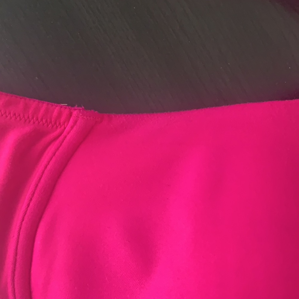 Victoria’s Secret classic bright pink bra EUC - Picture 3 of 8